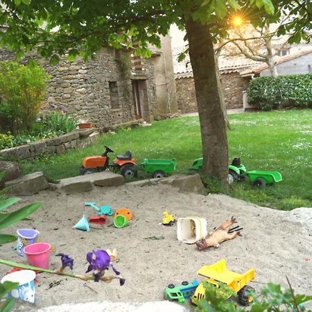 La Petite Maison Dans La Prairie Cassaignes Buitenkant foto