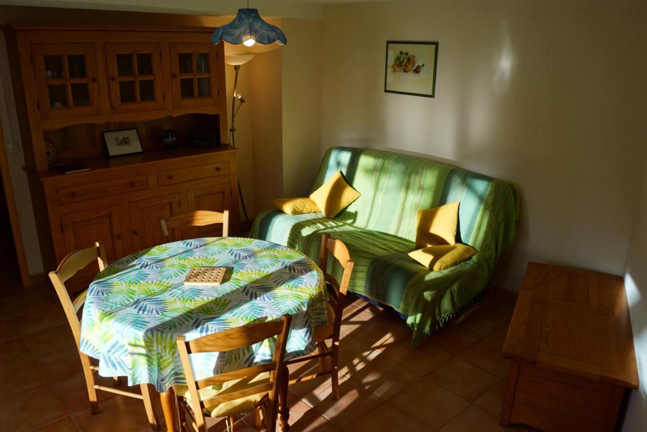 La Petite Maison Dans La Prairie Cassaignes Buitenkant foto