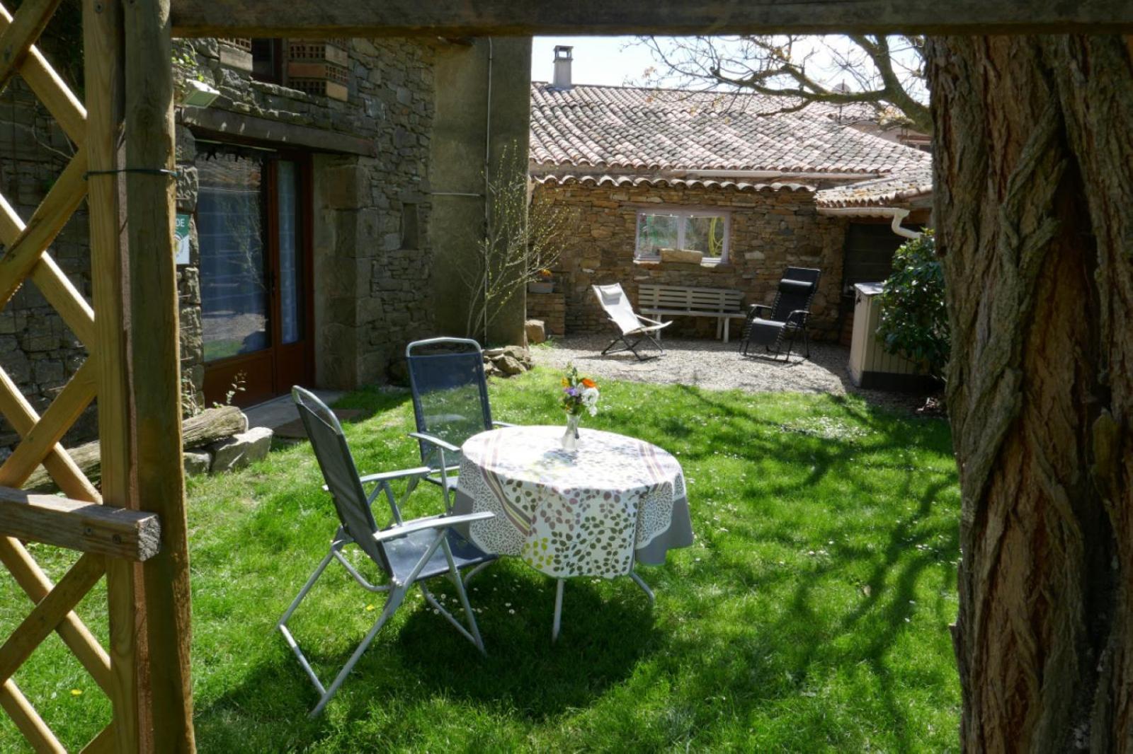 La Petite Maison Dans La Prairie Cassaignes Buitenkant foto