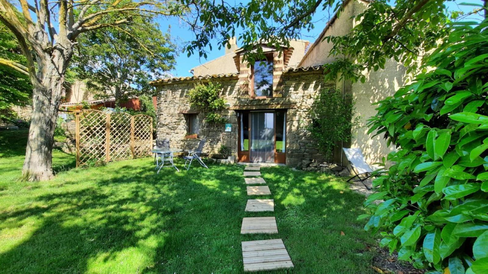 La Petite Maison Dans La Prairie Cassaignes Buitenkant foto